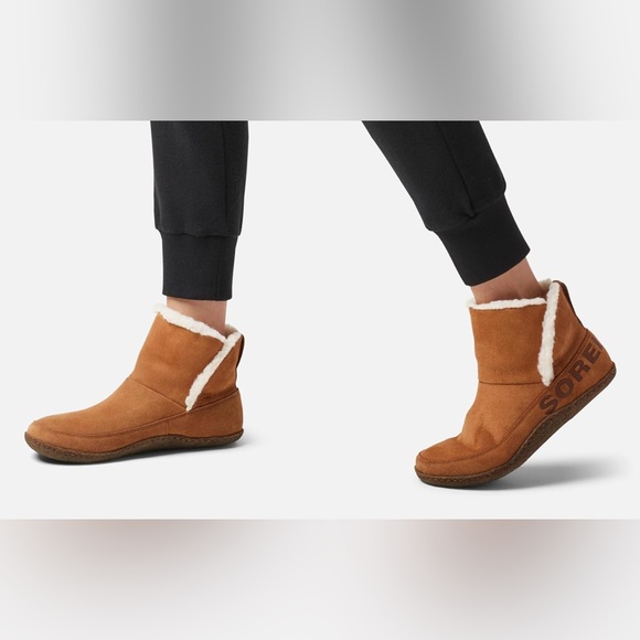 Sorel Nakiska Slipper Boot - Picture 2 of 9